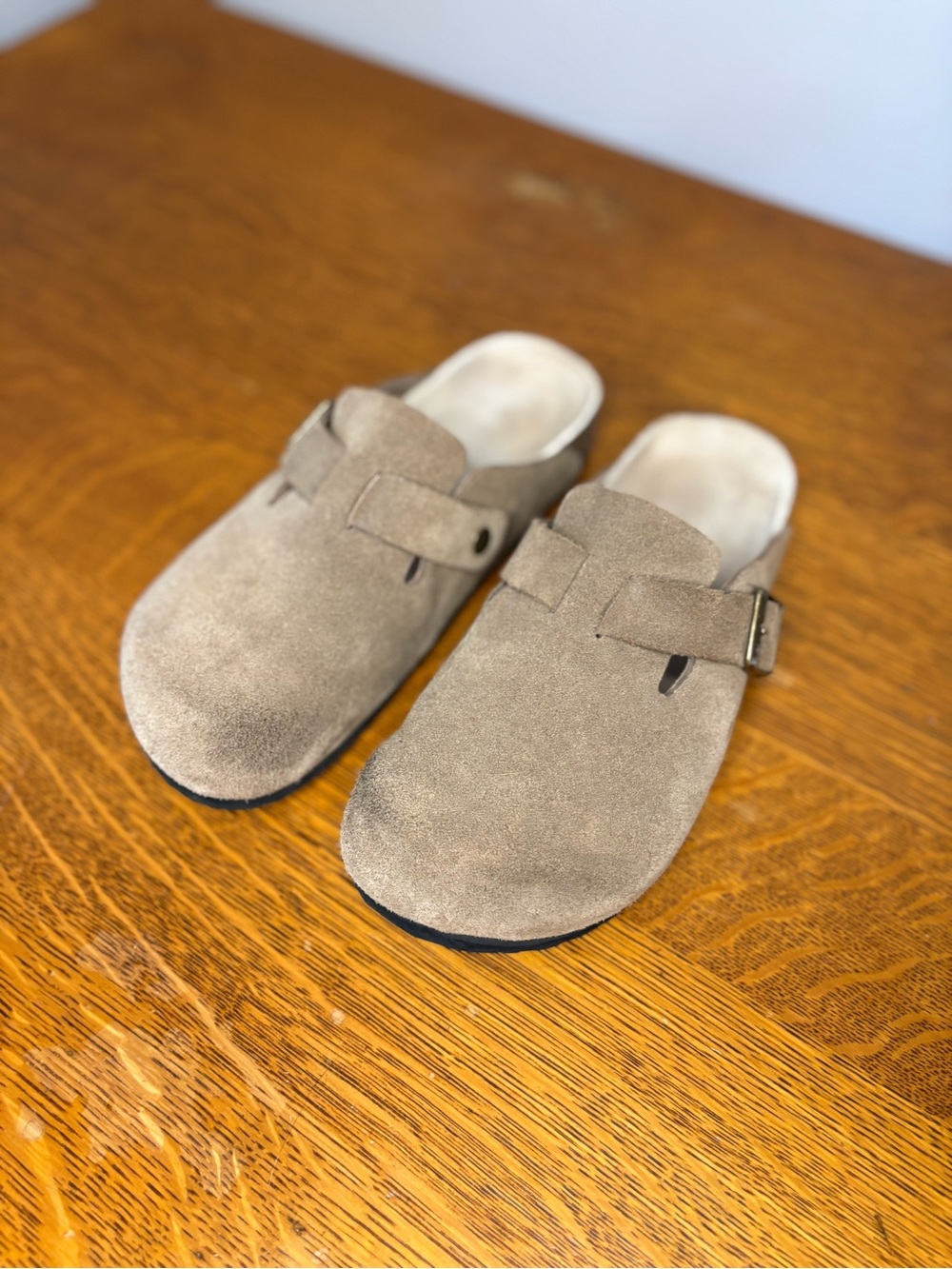 Quince Women's Suede Clog Mule Taupe Slip On Size 9 Granola Girl Casual Cafe Tan